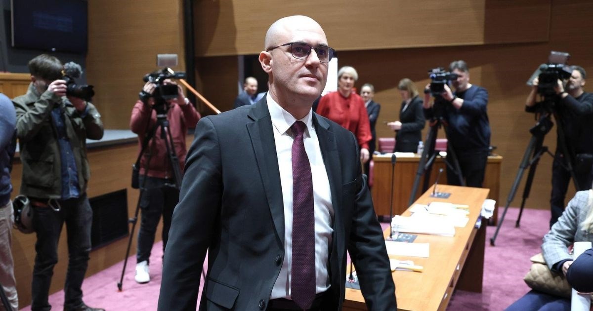 Dabro: Hvala Milanoviću. On je još uvijek normalan i zdravorazumski razmišlja