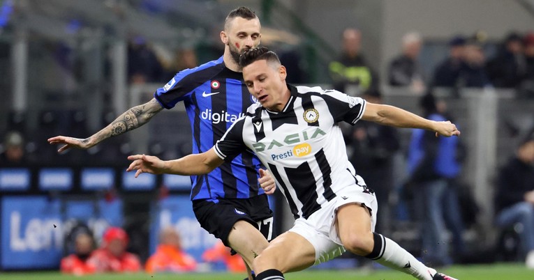 Brozović nakon pet mjeseci bio u početnoj postavi Intera koji je nastavio dobar niz