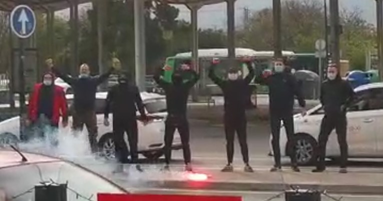 VIDEO Bad Blue Boysi iznenadili Dinamove igrače ispred hotela u Španjolskoj