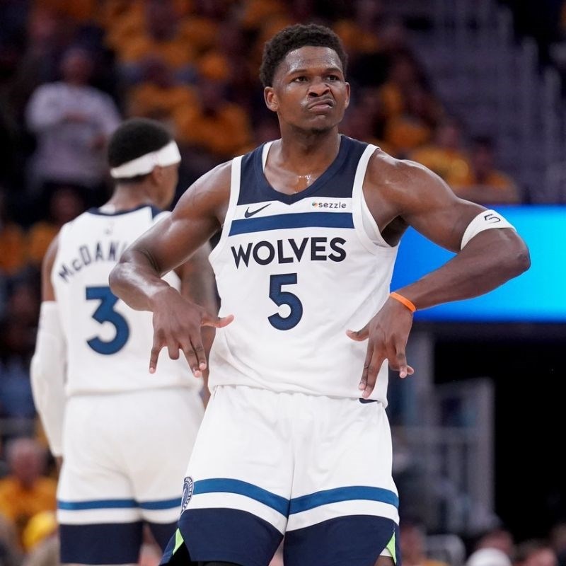 Sjajni Randle i Edwards doveli Minnesotu na jednu pobjedu od finala Zapada
