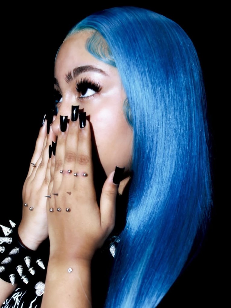 "U školu sam išla dva dana, a onda su me izbacili": North West (12) objavila pjesmu