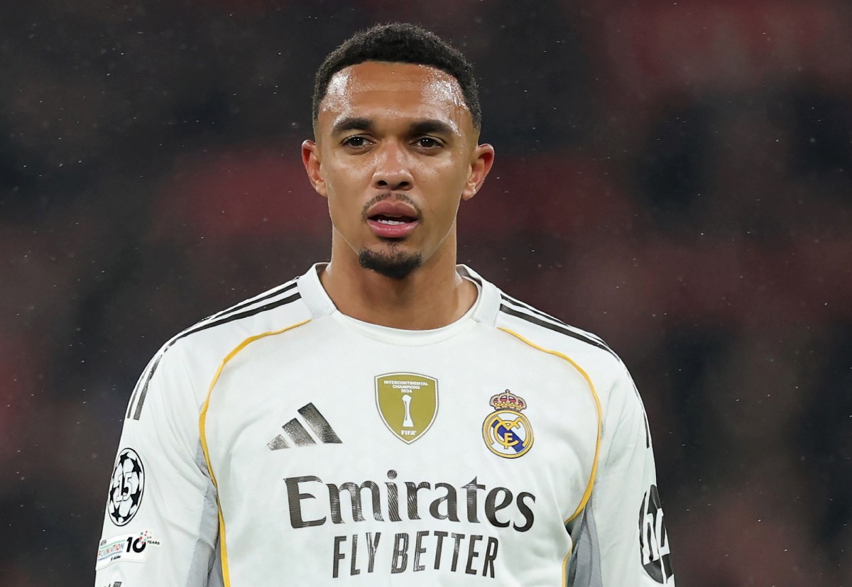 Englezi: Arbeloa je poručio Alexander-Arnoldu da može potražiti novi klub