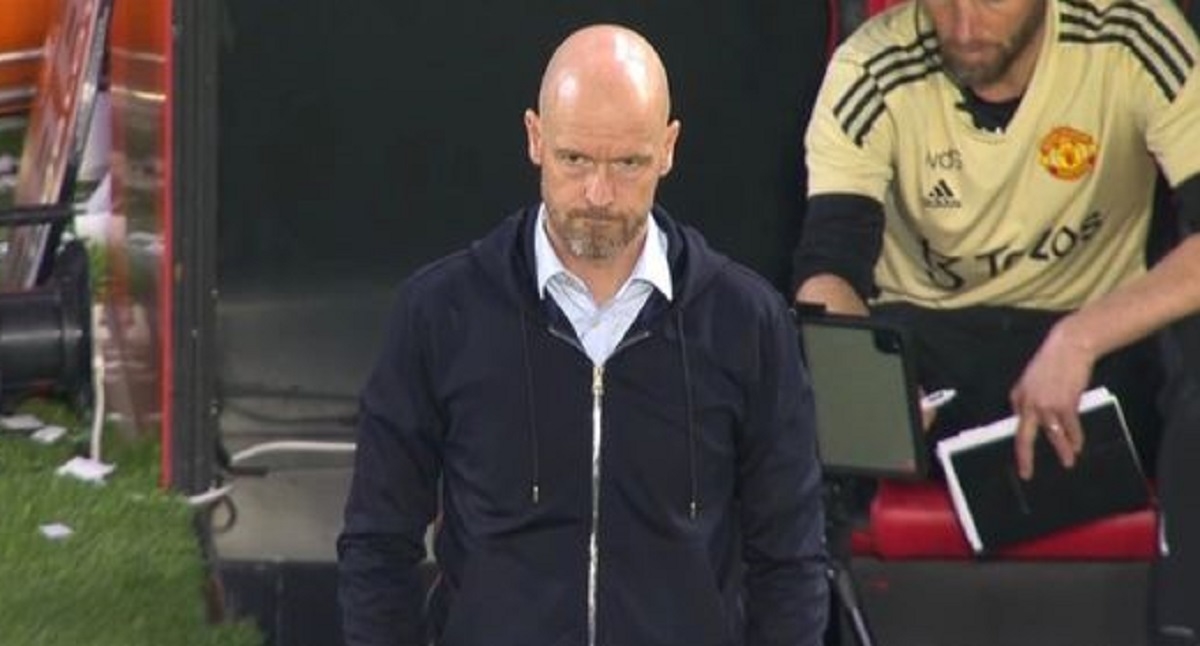 Faca trenera Uniteda kada je najskuplji branič ikad poklonio gol suparniku je hit