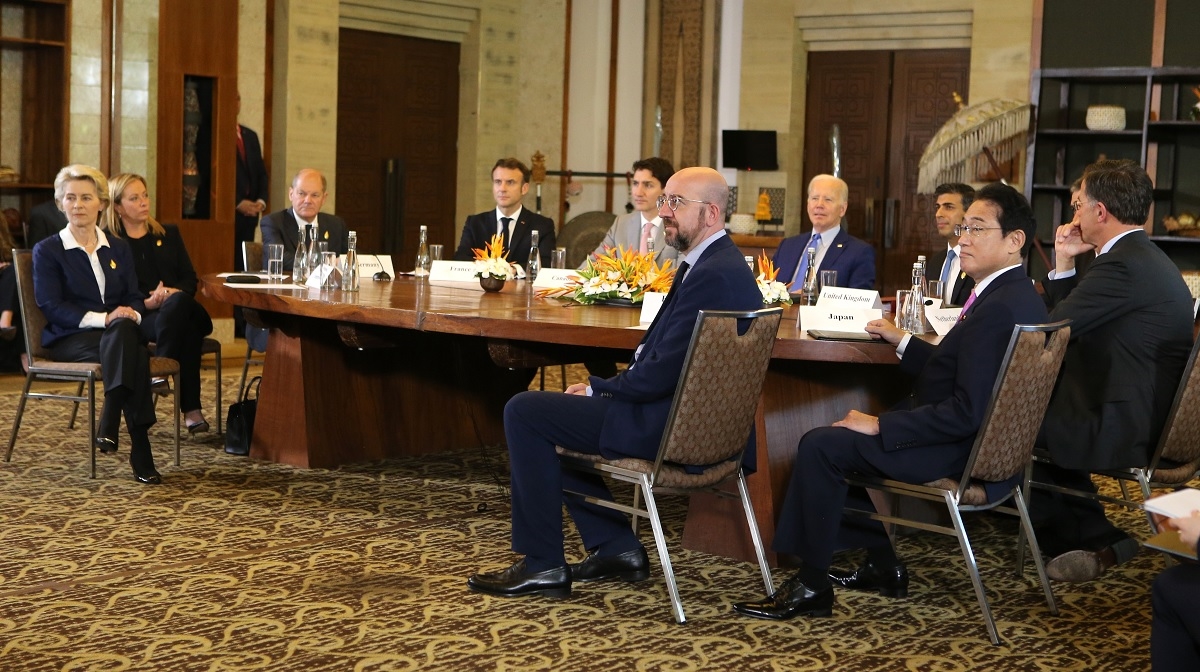 Biden sazvao hitan sastanak G7. "Osuđujemo barbarske ruske raketne napade"