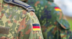 Njemačko ministarstvo poslalo vojnicima uniforme s natpisom "SS"