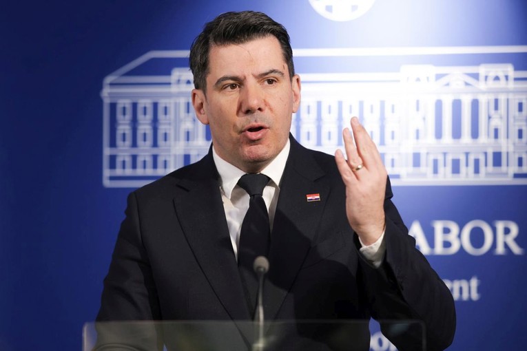 Grmoja o izboru ustavnih sudaca: Sedam puta su rušili kvorum. Sada im je hitno
