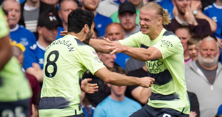 EVERTON - CITY 0:3 City nastavlja gaziti prema tituli