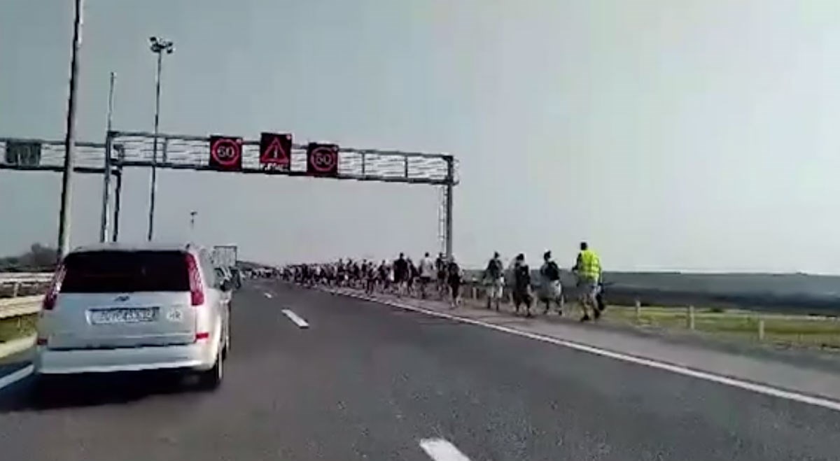 VIDEO Hodočasnici za Mariju Bistricu šetaju autocestom