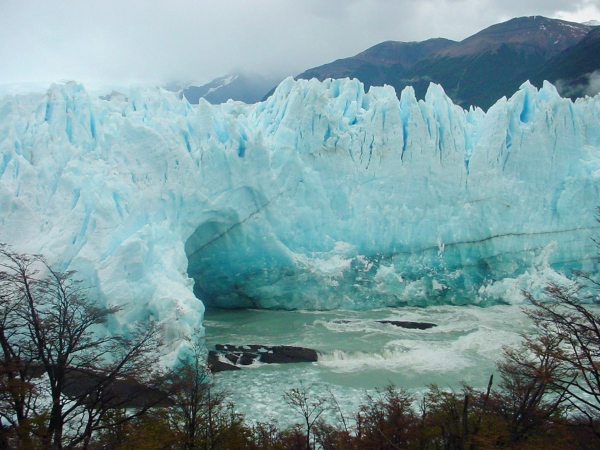 Golemi ledenjak Perito Moreno povlači se brže nego što se mislilo