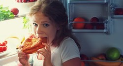 Previše jedete pred spavanje? Dijetetičarka objašnjava zašto i što poduzeti