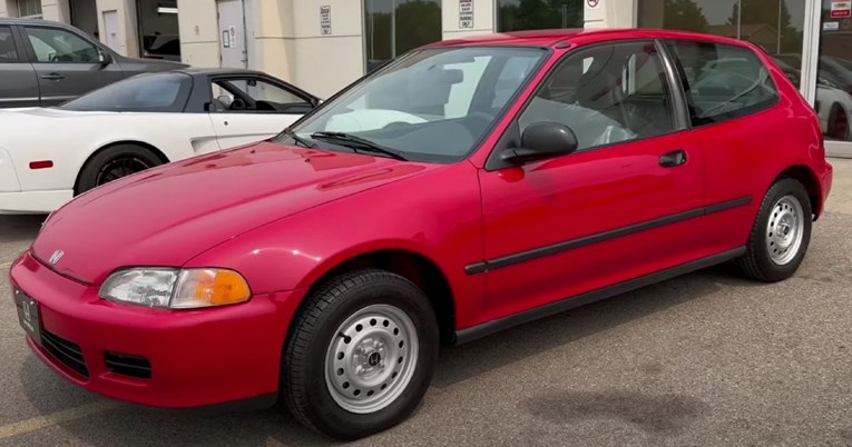 VIDEO Vremenska kapsula: Ovo je najuščuvanija Honda Civic s početka 1990-tih