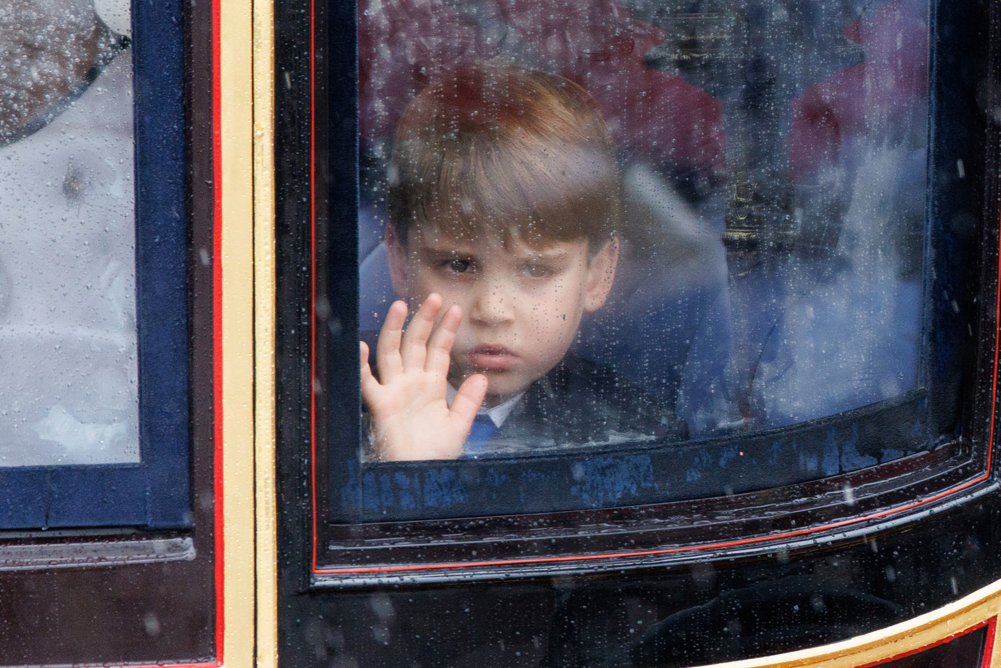 Princ Louis (7) dobio prvu "poslovnu ponudu". Morao je odbiti zbog škole