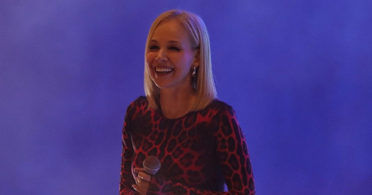 "Boginjo!": Rozga u pripijenoj maksi haljini koja je raspametila fanove