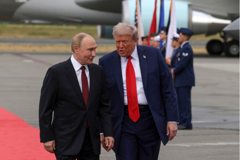 CNN: Trump ne želi otvoreno reći pomaže li Rusija Iranu