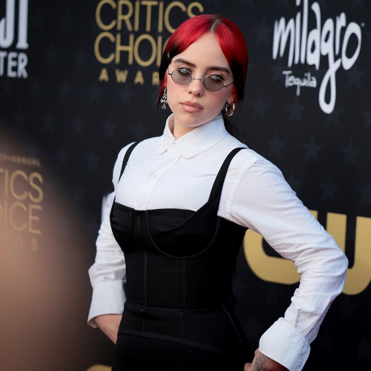 Nakon što je prozvala milijardere, otkriveno koliko love ima Billie Eilish