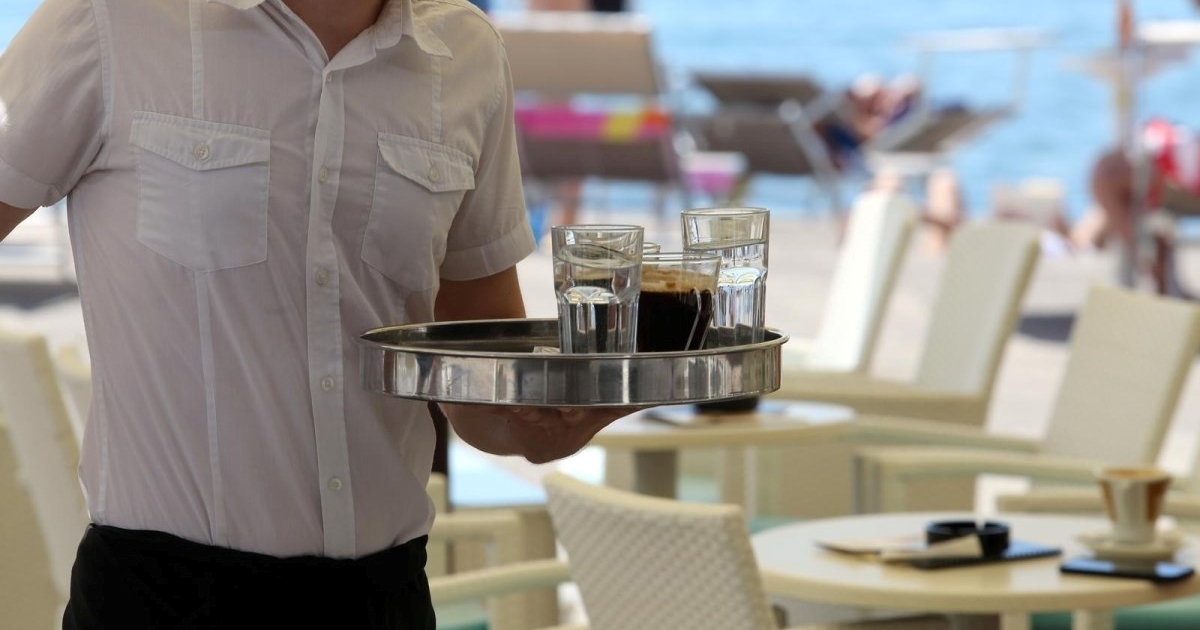 Srbi masovno dolaze na sezonu u Hrvatsku. "Mogu zaraditi i preko 4000 eura"