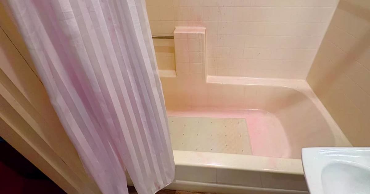 Hotelska spremačica pokazala što ju je dočekalo u kupaonici nakon gosta 😶