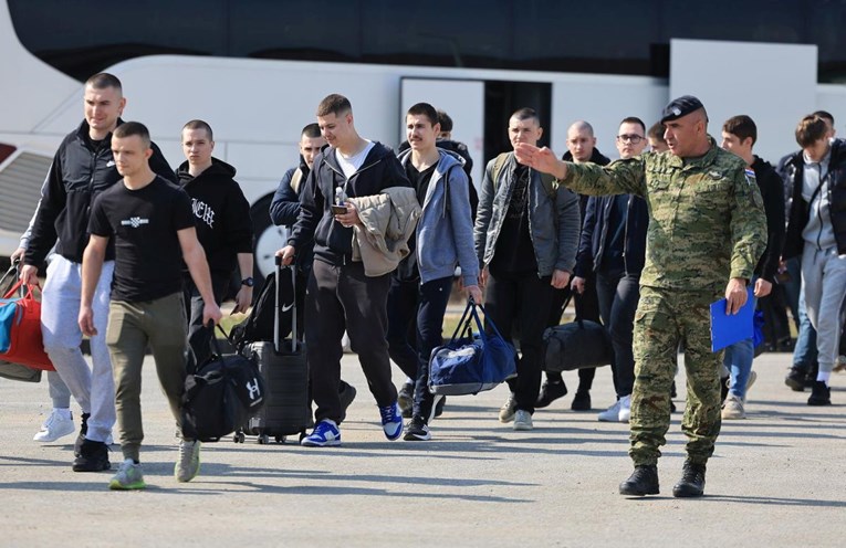 BBC: Naravno, kad Hrvatska kupuje oružje, Srbija to promatra