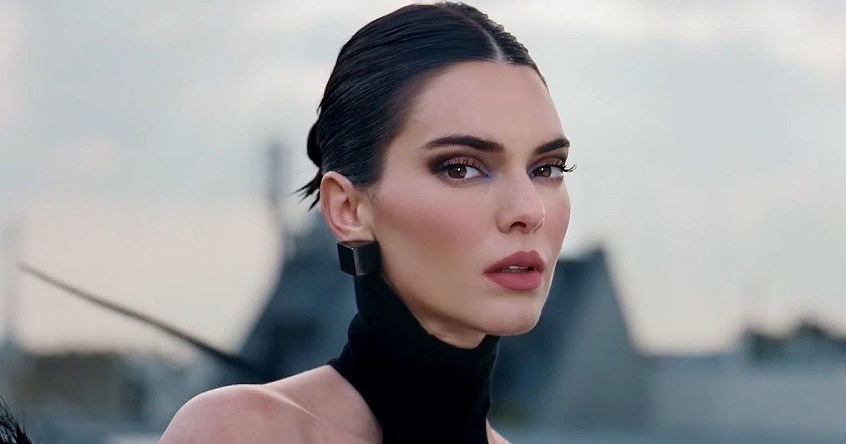 Mugler se nakon 15 godina vraća u make-up svijet, a zaštitno lice je Kendall Jenner