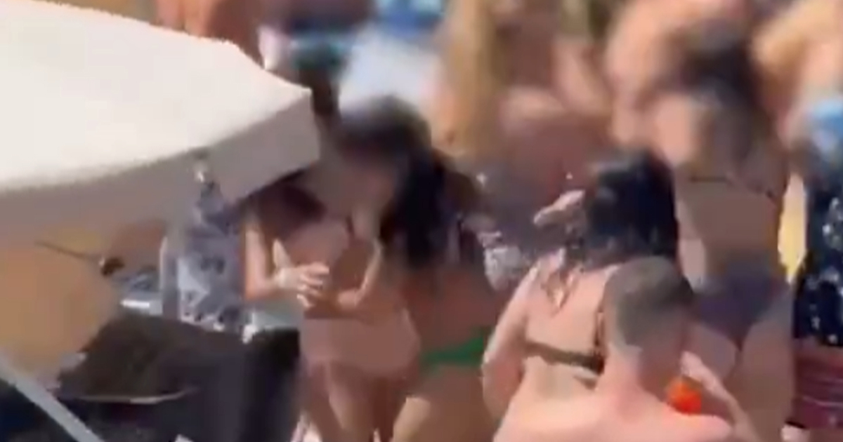 VIDEO Masovna tučnjava u Španjolskoj zbog ležaljke. Djevojčici (13) razbijen nos