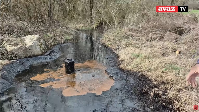 Nafta izbija na privatnom imanju kraj Tuzle već gotovo tri desetljeća