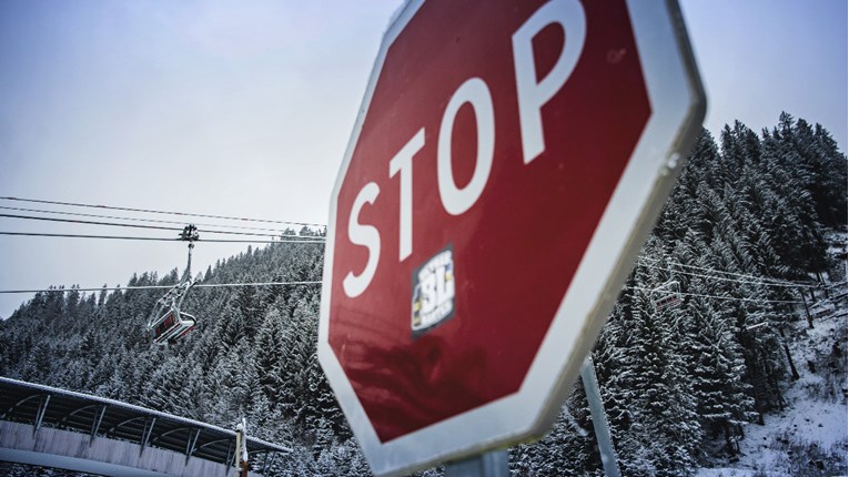 Francuska uvodi nasumične granične kontrole, želi zaustaviti odlaske na skijališta