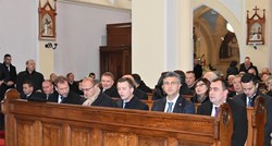 VIDEO Plenković i ministri prije sjednice vlade bili na - misi