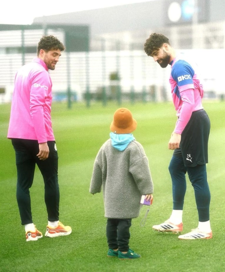 Kovačić objavio fotografiju Gvardiola s treninga. Najlajkaniji komentar je Modrićev