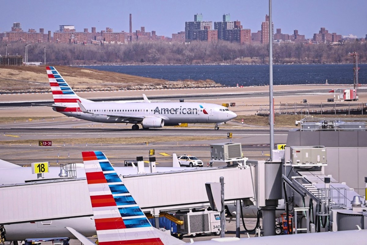 Američke aviokompanije suspendirale radnike zbog objava o ubojstvu Charlieja Kirka