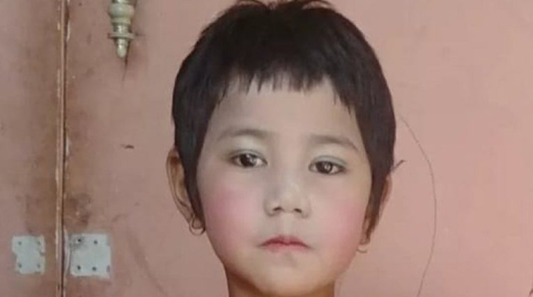 Djevojčica u Mjanmaru ubijena dok je trčala u naručje ocu