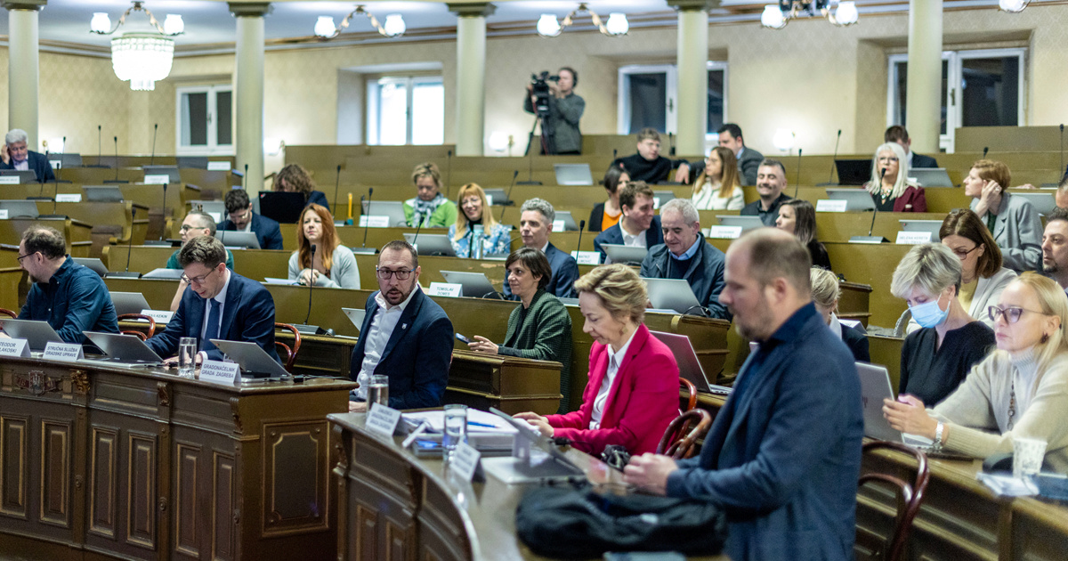 Zastupnica poručila Tomaševiću: Gradite sebi vojsku za parlamentarne izbore