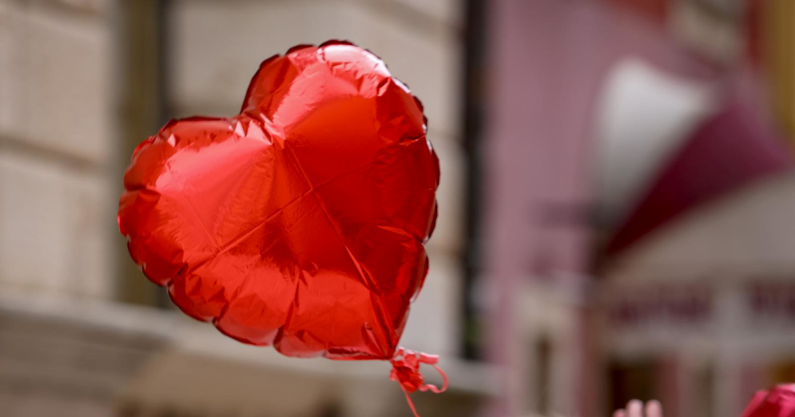 DZS objavio podatke o broju brakova, razvoda... Povezao ih s ljubavnim hitovima