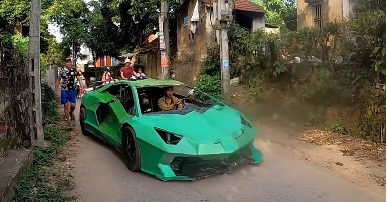 VIDEO Napravili su Lamborghini od kartona, pogledajte ga u akciji
