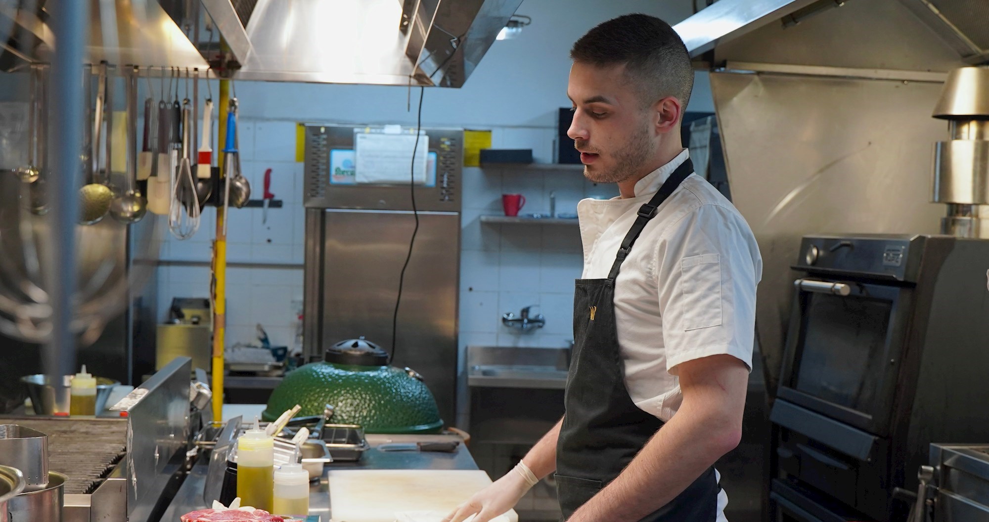 Ušli smo u kuhinju poznatog zagrebačkog restorana, ovako pripremaju steakove