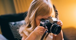 Objavljivanjem fotografija djece na internetu klince izlažete brojnim rizicima