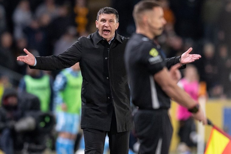 Jakirović dočekao Lamparda i uzeo veliki bod u borbi za Premier ligu