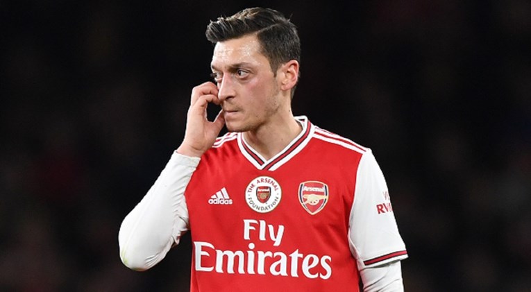 Mirror: Özil odlazi iz Arsenala, sve je dogovorio s novim klubom