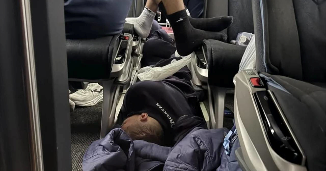 Kad rukometaši spavaju na podu autobusa... Što manjak sna radi tijelu?