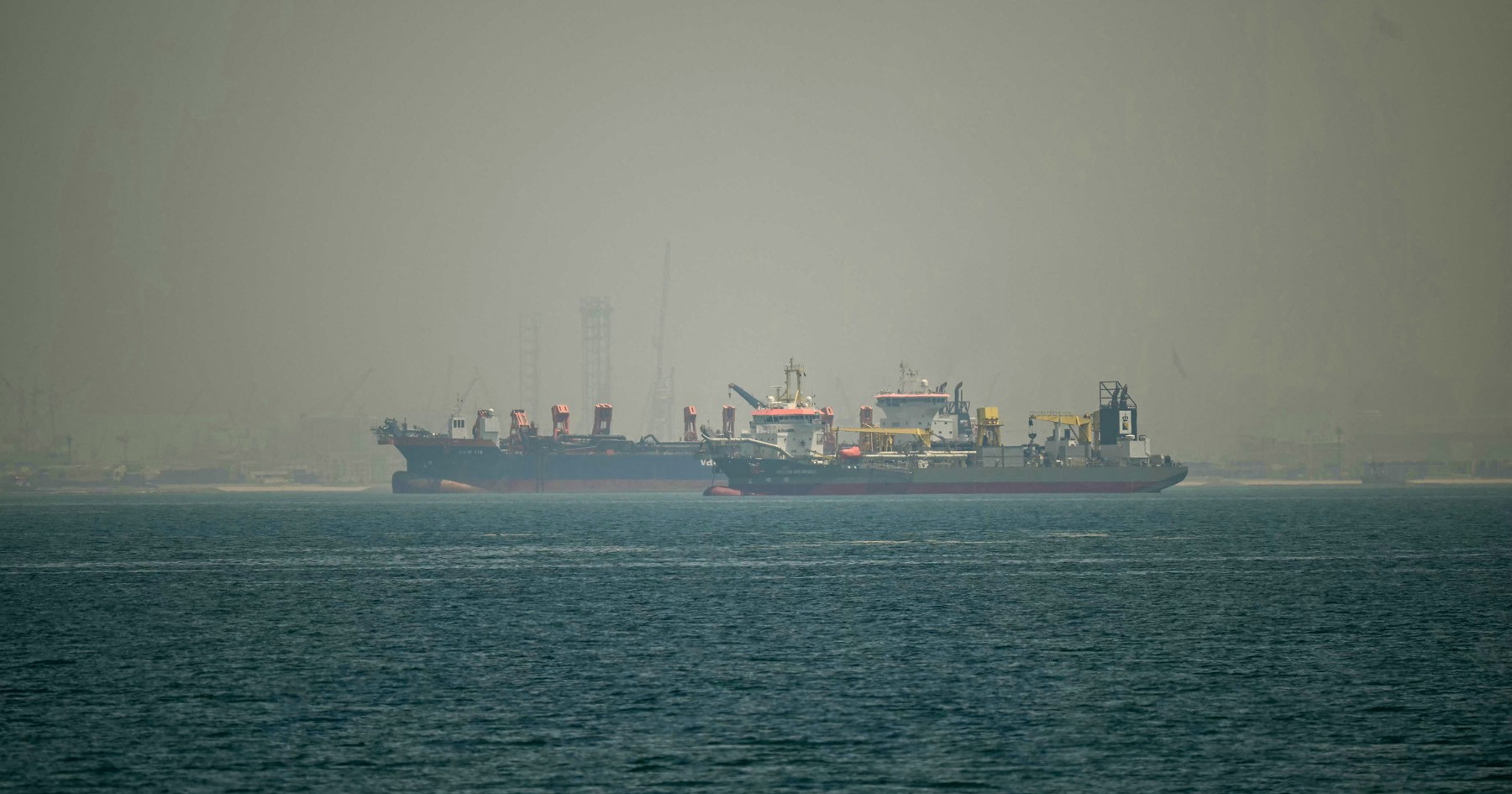 FT: Kroz američku blokadu Hormuza prošla su 34 tankera povezana s Iranom