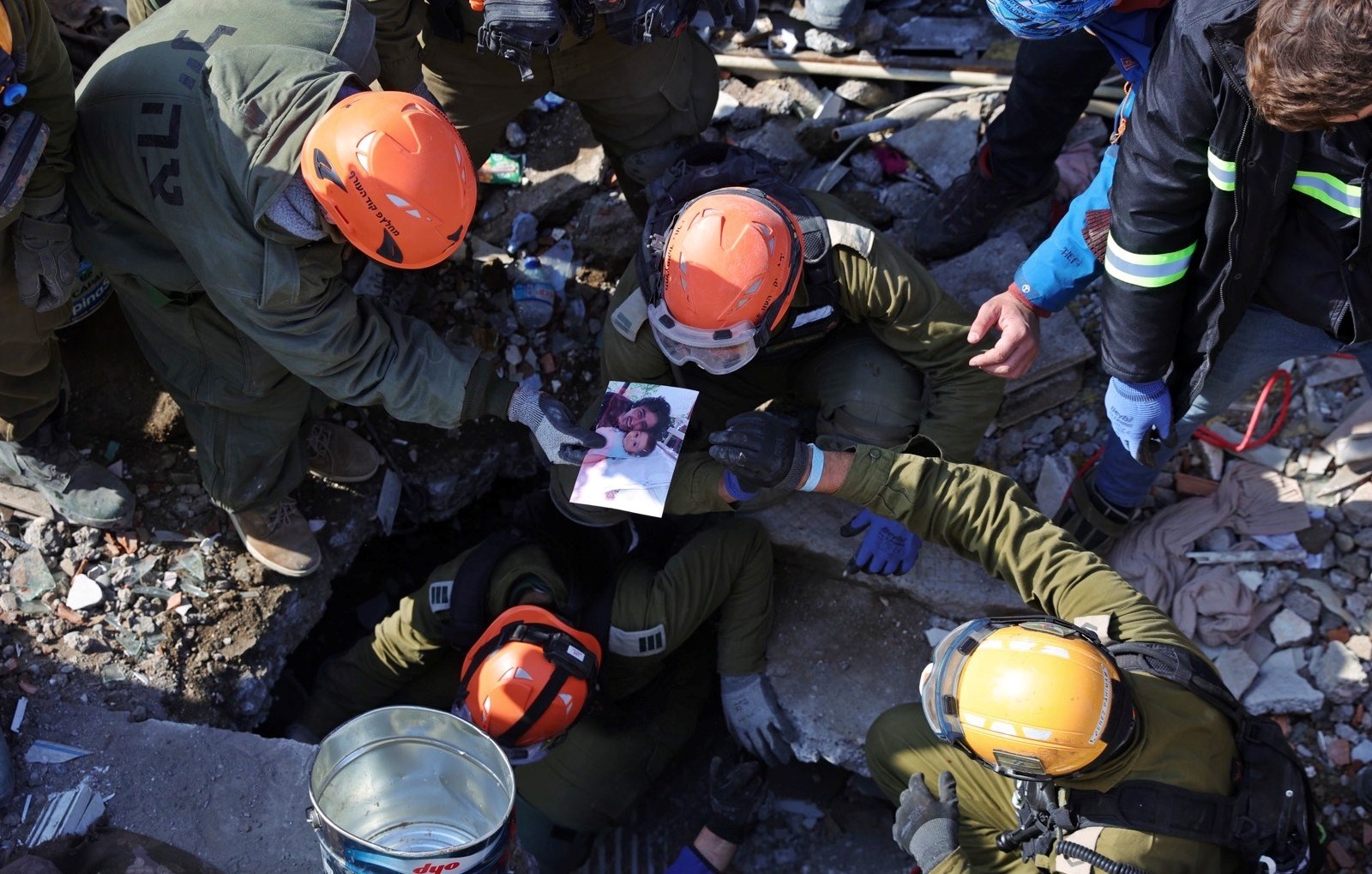 25.000 mrtvih. Nijemci objasnili prekid spašavanja, stižu detalji o incidentima