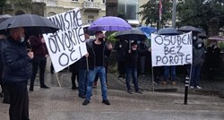 VIDEO U Dubrovniku skup podrške policijskom šefu koji je seksualno uznemiravao žene