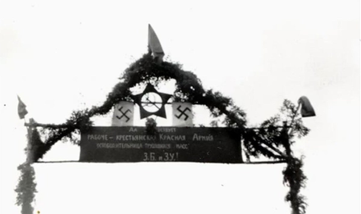 Nacisti i komunisti u uništenoj Poljskoj zajedno su održali vojnu paradu. Evo priče