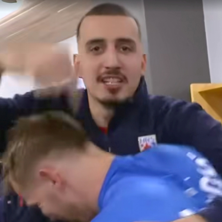 Pogledajte ludo slavlje hrvatskih rukometaša u svlačionici. "On je igrač utakmice"