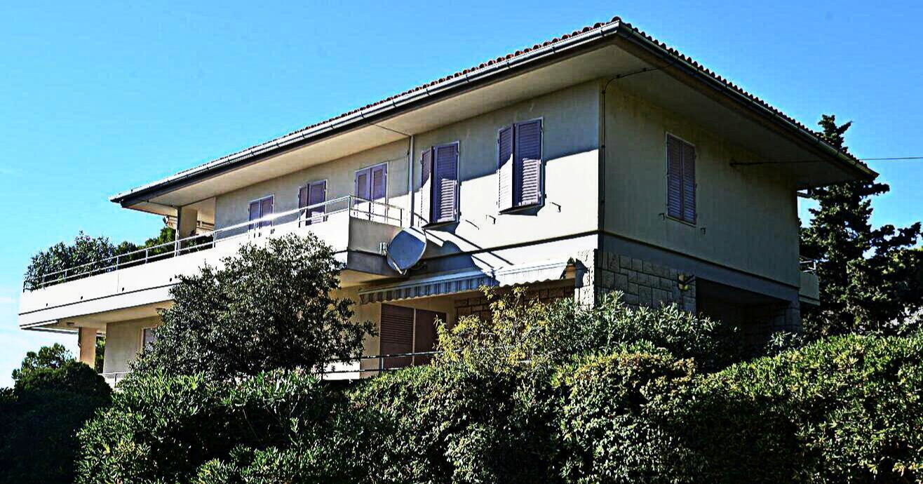 Okrivamo: Državne vile, stanovi i prostori nisu osigurani. Što ako se ponovi Vjesnik?