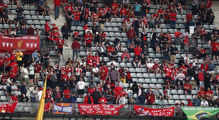 Dio navijača Liverpoola uspio se silom probiti na stadion