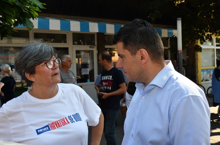 Grmoja: Ako Plenković može biti u kontaktu sa zaraženima, mogu se i ja rukovati