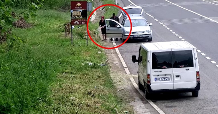 VIDEO Bacili smeće iz auta uz cestu, policija im oduzela auto i dala paprenu kaznu