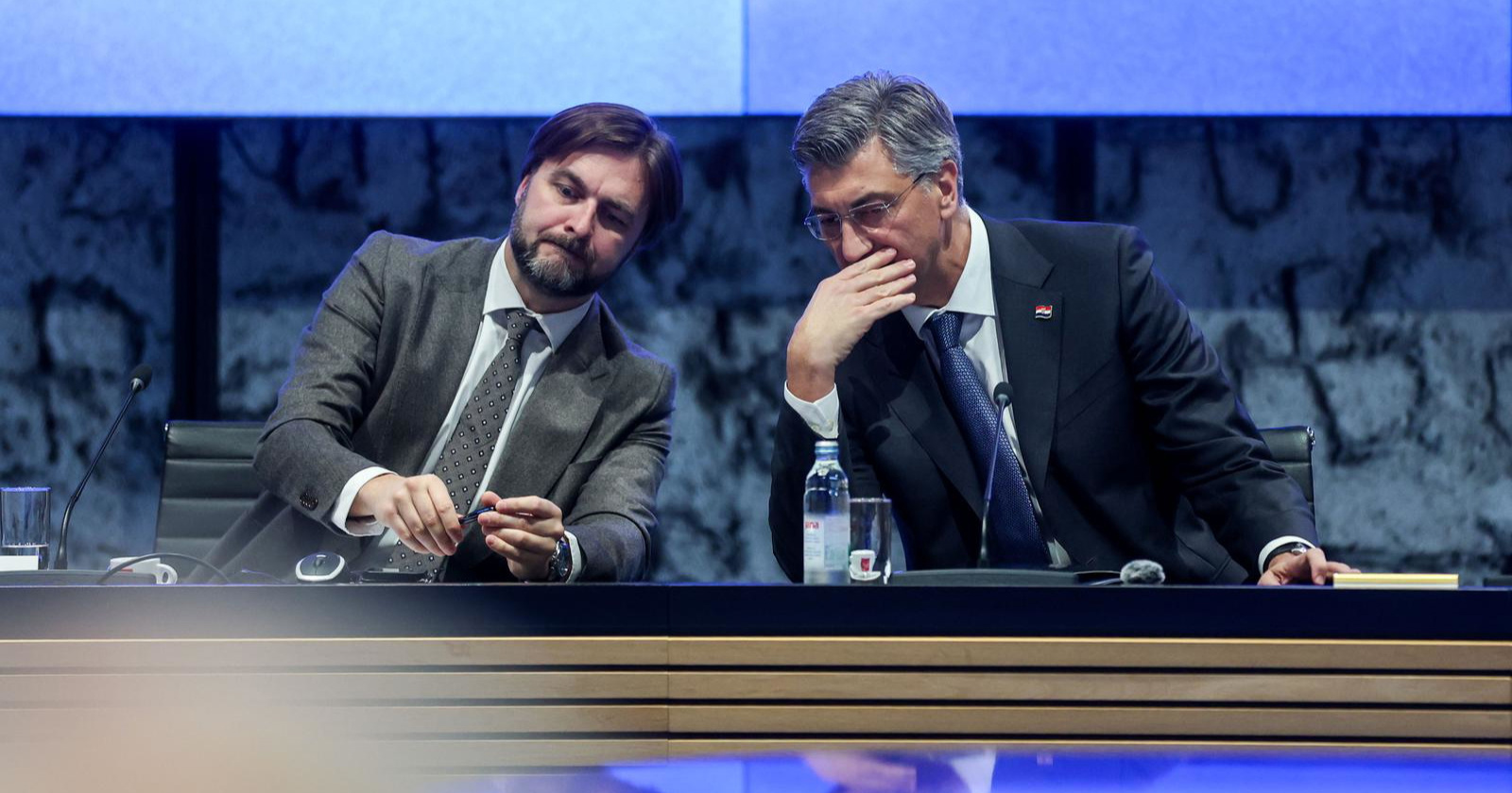 Nove mjere vlade: Veći paušal iznajmljivačima, zamrzavanje plaća u javnom sektoru