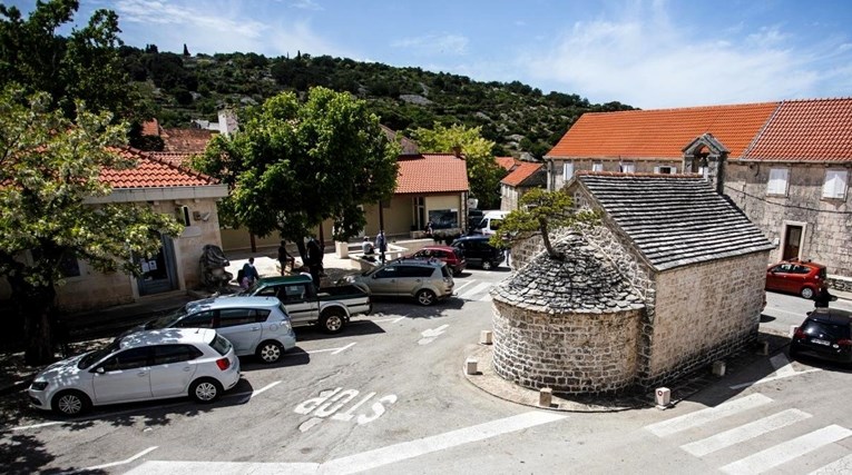 Ukidaju se mjere na otoku Braču, nastava u školama kreće sredinom idućeg tjedna