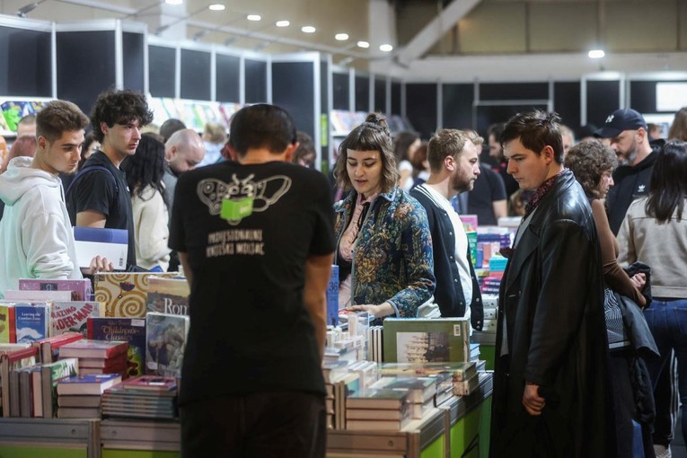 Kulturnu iskaznicu aktiviralo gotovo 4000 mladih. Najviše kupuju knjige i idu u kino